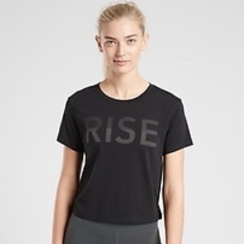 Last One❤️NWT ATHLETA RISE Crop Tee Top Shirt Black Medium